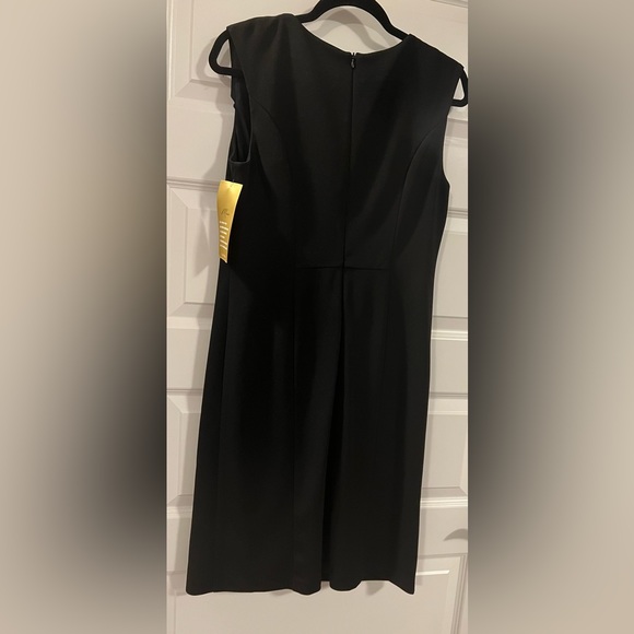 NWT Laura Chain Detail Dress - Picture 7 of 7